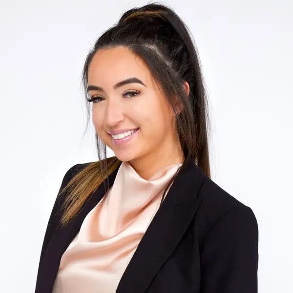 Headshot of Sabrina Dugan